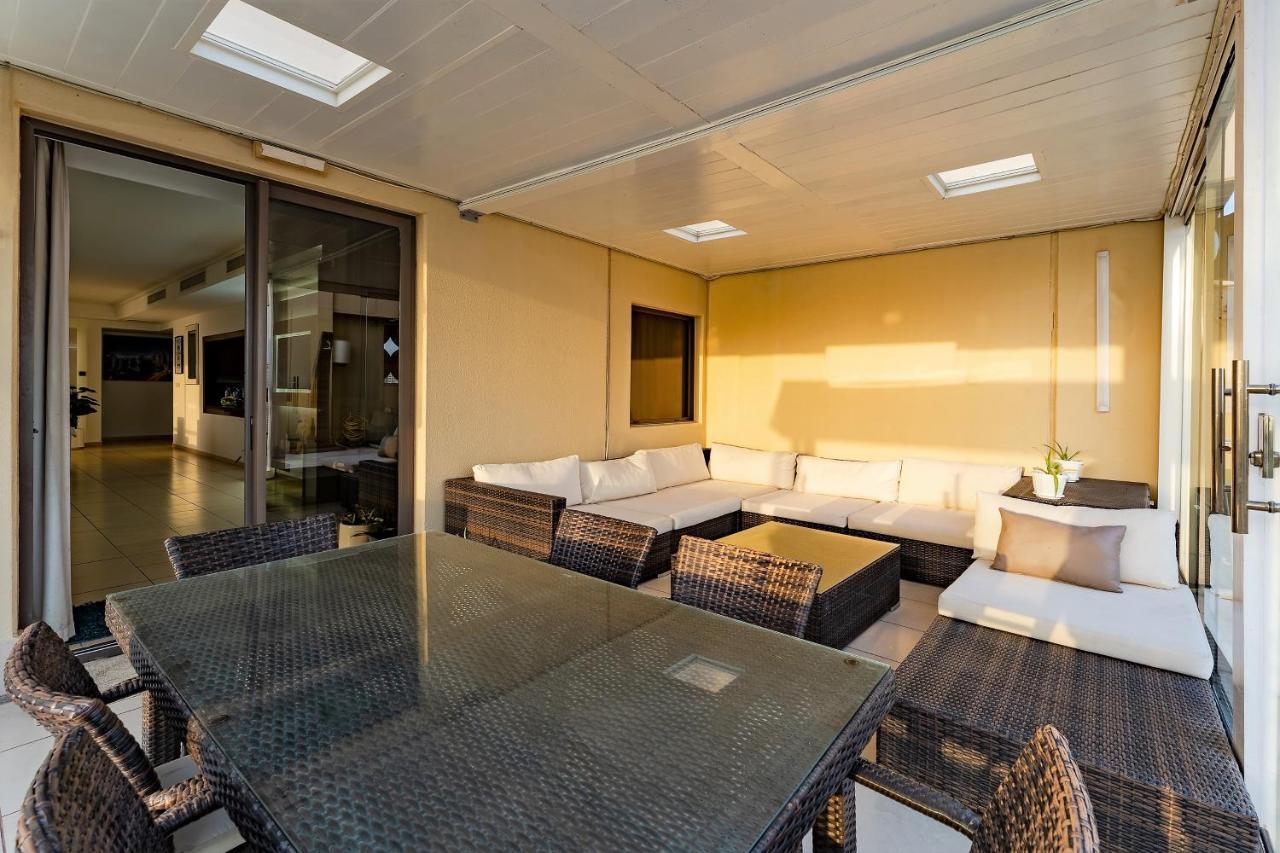 Jbr Penthouse With Terrace Pool Apartman Dubaj Kültér fotó